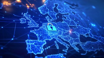 Digitale Karte von Europa mit Netzwerklinien und Schloss als Symbol für NIS2-Sicherheit